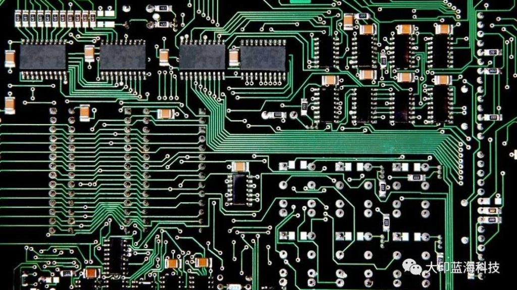 同一PCB上设计RF技术与数模电路