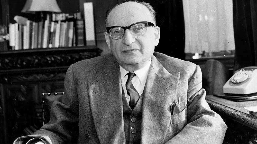 Paul eisler inventor of printed circuit board